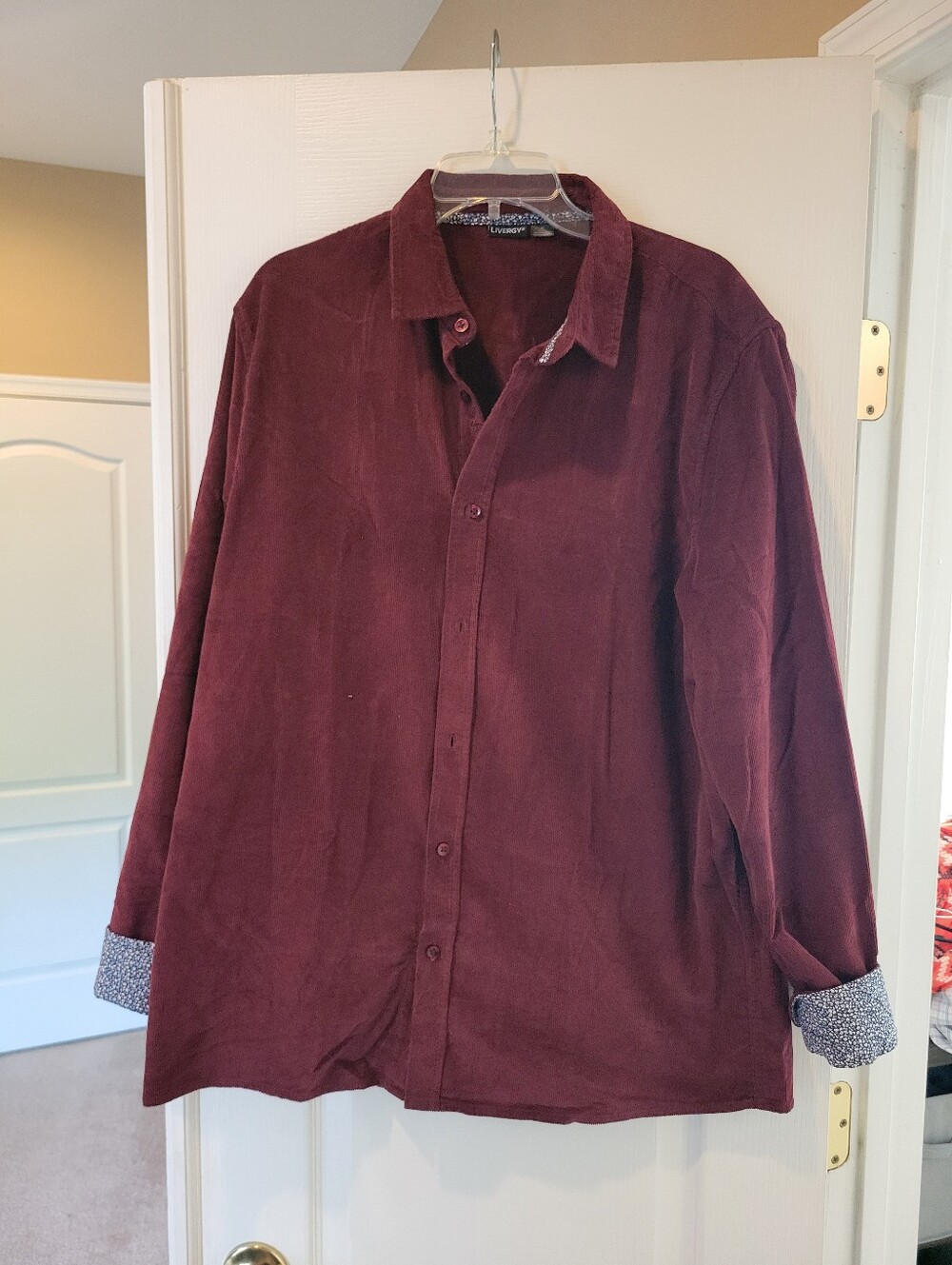 Livergy Mens Shirt XL Burgundy Cotton Corduroy Button Down Printed Cuff Accent